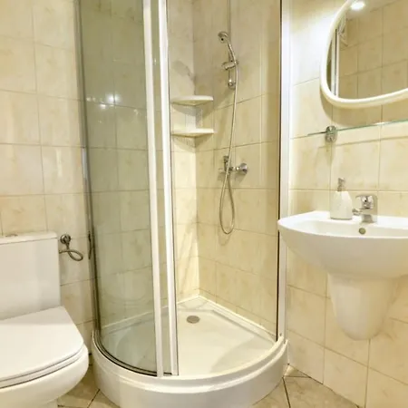 Marion Guest house *